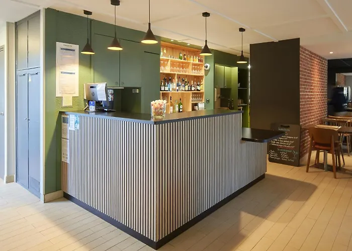 Hotel Campanile Cergy-Pontoise
