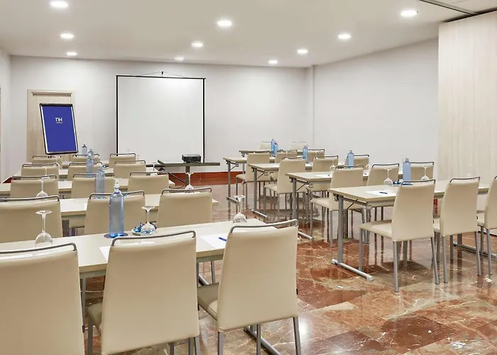 NH Córdoba Califa