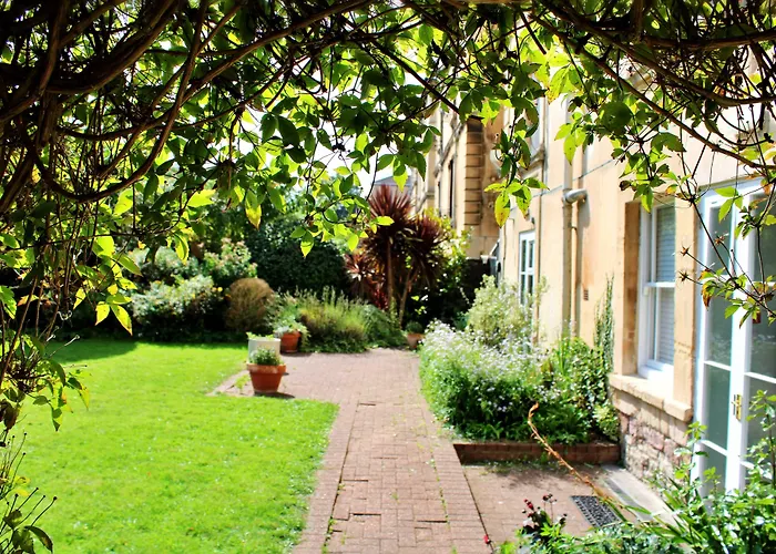 Victoria Square Hotel Clifton Village