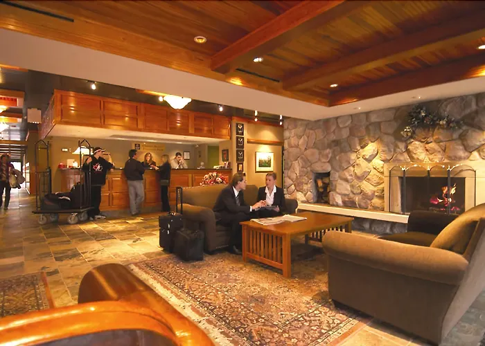 Ramada By Wyndham Pinewood Park Resort North Bay