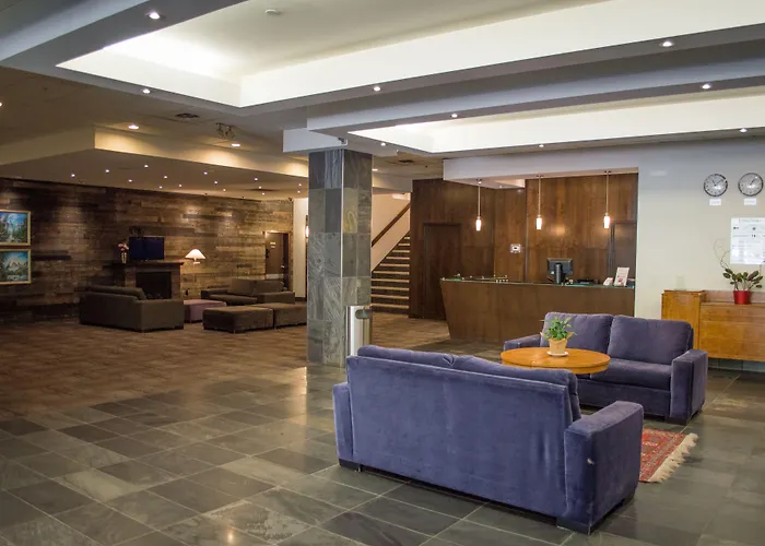 Sea To Sky Hotel And Conference Centre