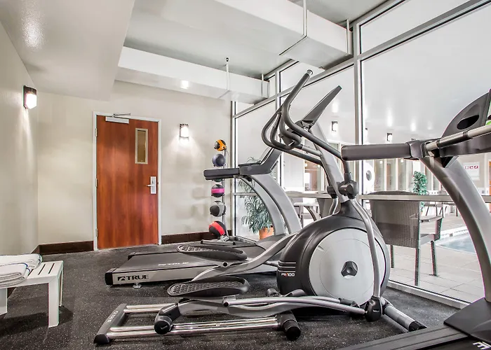 Comfort Inn & Suites Waterloo - Cedar Falls