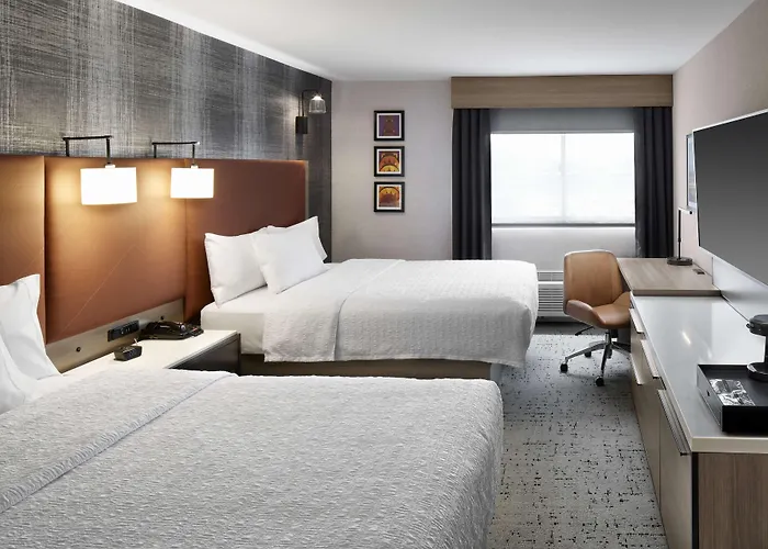Hampton Inn Newark Airport