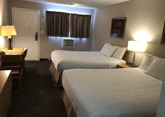 Travelodge By Wyndham Salmon Arm Bc