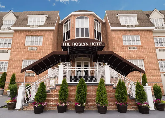 The Roslyn, Tapestry Collection By Hilton
