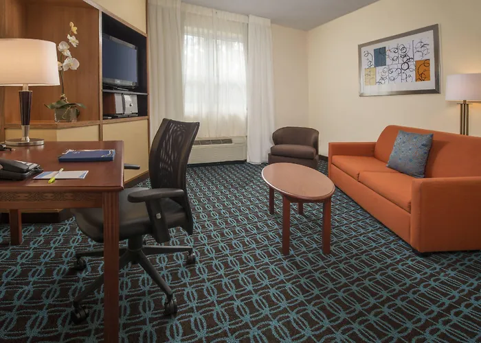 Fairfield Inn & Suites By Marriott Williamsburg