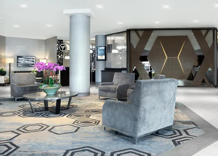 Sheraton Vancouver Guildford Hotel