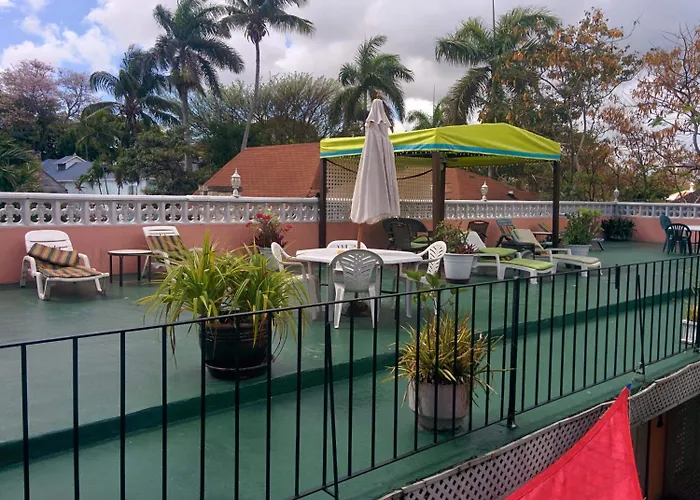 Towne Hotel