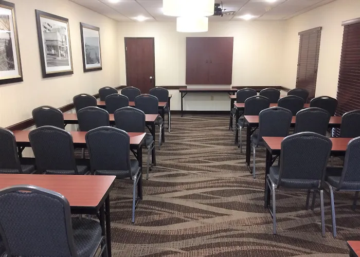 Best Western Plus Galleria Inn & Suites