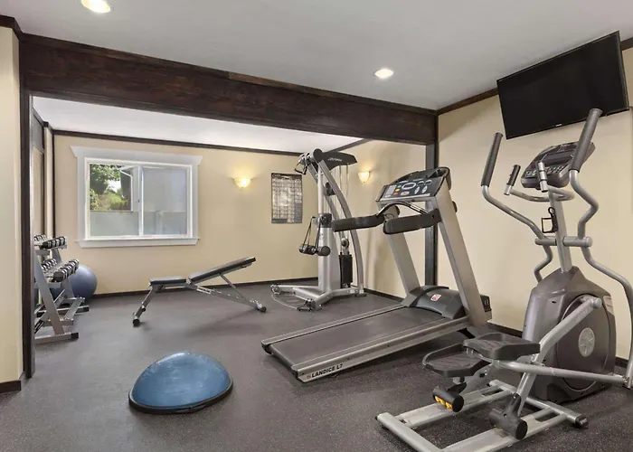 Days Inn By Wyndham Kelowna