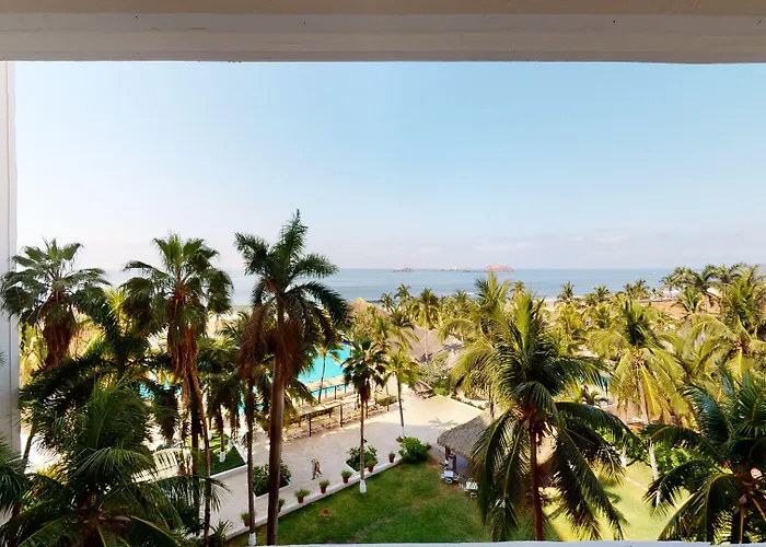 Park Royal Beach Ixtapa
