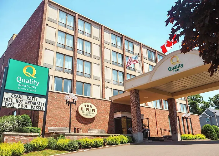 Quality Inn & Suites Charlottetown Downtown