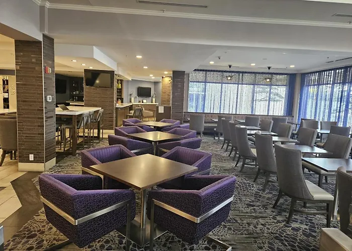 Hilton Garden Inn Calgary Airport