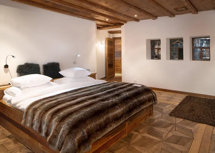 Hostellerie Du Pas De L'Ours "Relais Et Chateaux"