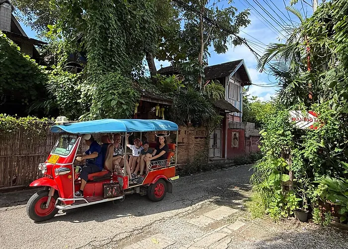 Baanbooloo Village