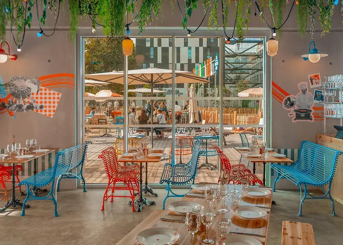Eklo Hotels Bordeaux Centre Bastide