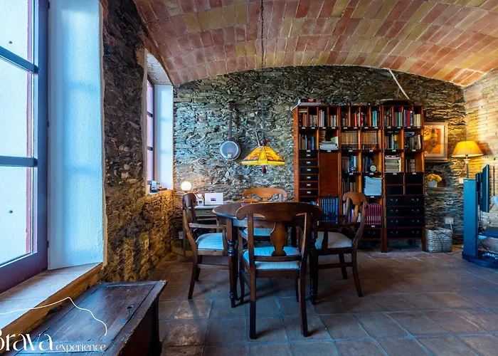 Casa Jordi - Piedra Y Boveda En El Corazon De Cadaques I 3 Suites I 2 Parkings I Patio Con Bbq