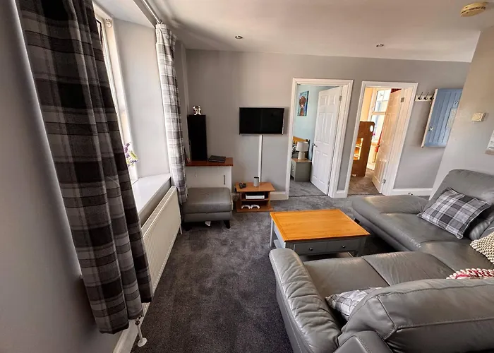Christie Cottage Trinity Mews