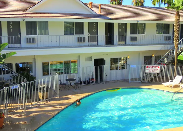 Hotel Iris - Mission Valley-San Diego Zoo-Seaworld