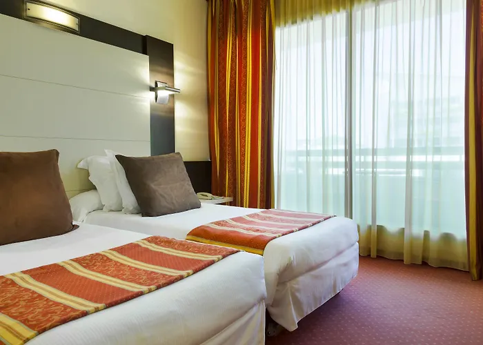 The Originals City, Hotel Galaxie, Nice Aeroport