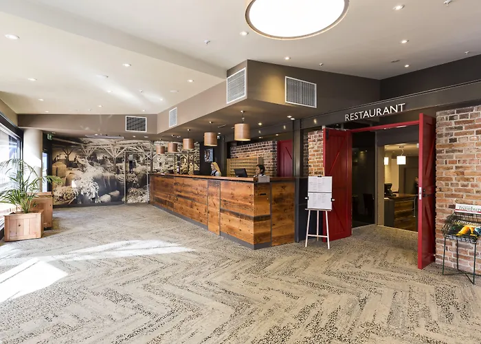 The Old Woolstore Apartment Hotel