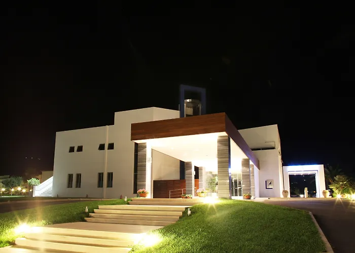 Elite City Resort