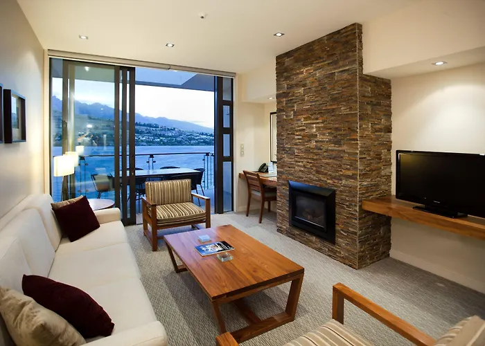 The Rees Hotel & Luxury Apartments