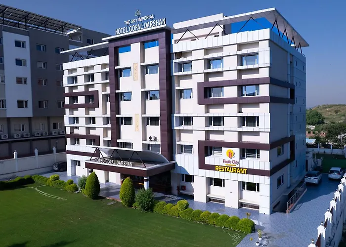 The Sky Imperial- Hotel Gopal Darshan