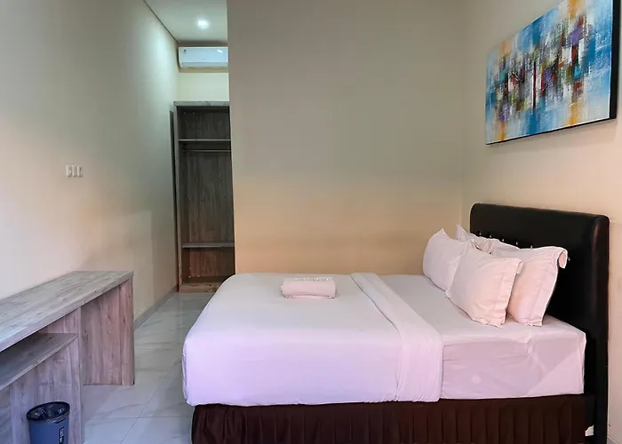 The Laviana Hotel