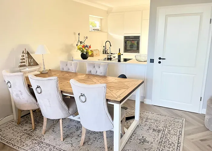 Hamptons Beach House Groemitz Inklusive Saisonstrandkorb