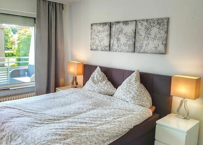 2,5 Zimmer Apartment Mit Balkon