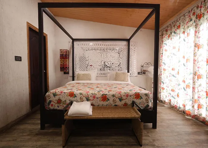 Nanau Resort & Spa