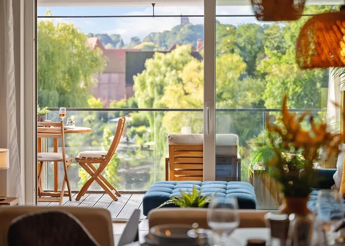Maisuites Eisvogel - Zentrale Luxuswohnung Mit Direktem Seeblick I Bis 4 Personen I Premiumkueche I Boxspringbett I Kaffeevollautomat I Parkplatz I Barrierearm & Aufzug
