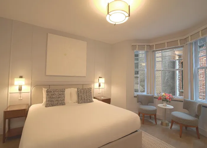Hotel Belleclaire Central Park, A Small Luxury Hotel