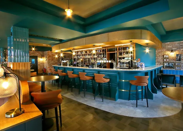 Waterford Marina Hotel
