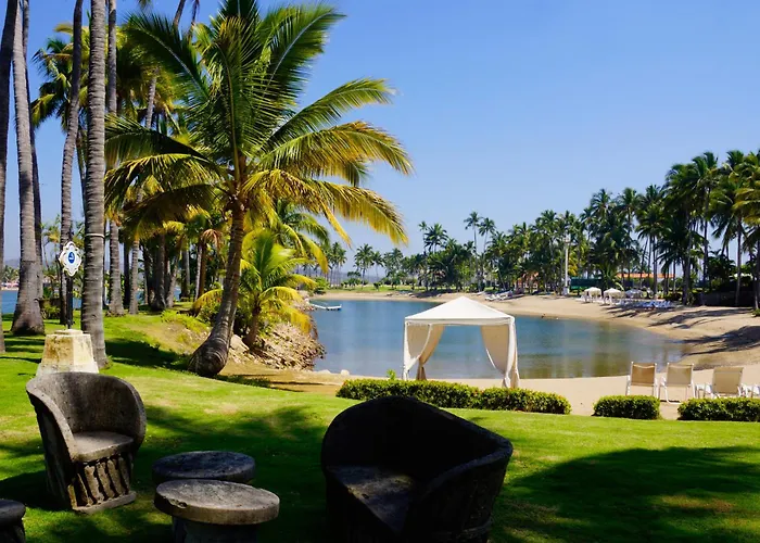Grand Isla Navidad Golf & Spa Resort With Marina