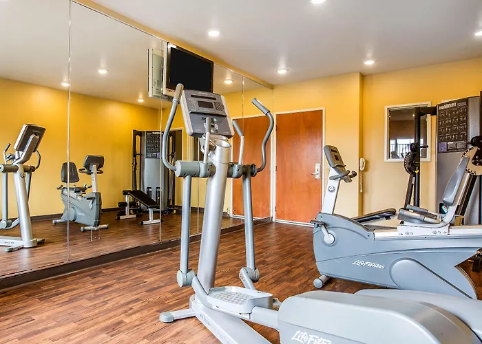 Comfort Suites Oceanside Camp Pendleton Area