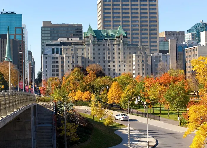 Lord Elgin Hotel