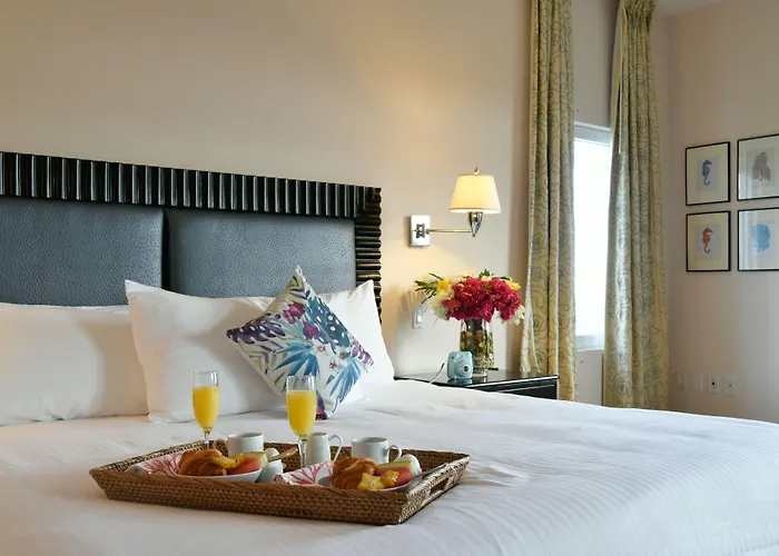 Princess Heights Luxury Condo Hotel