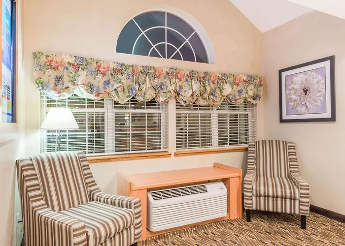 Microtel Inn & Suites By Wyndham Uncasville Casino Area