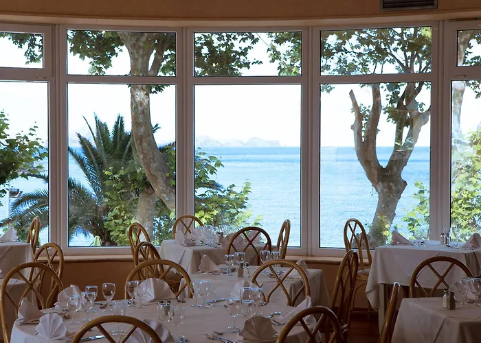 Baía Madeira Hotel