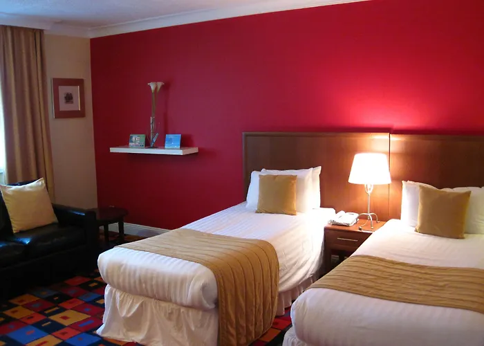 Caledonian Hotel