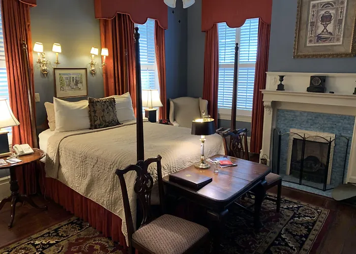 1842 Inn