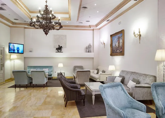 Hotel Maestranza