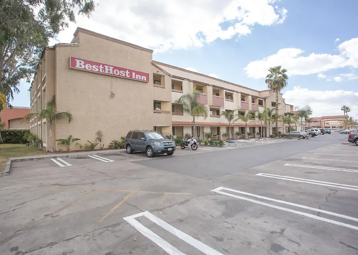 Best Inn & Suites