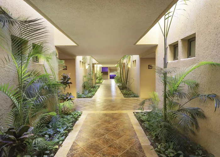 Hotel Los Patios