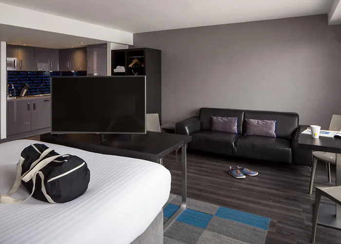 Roomzzz Nottingham City