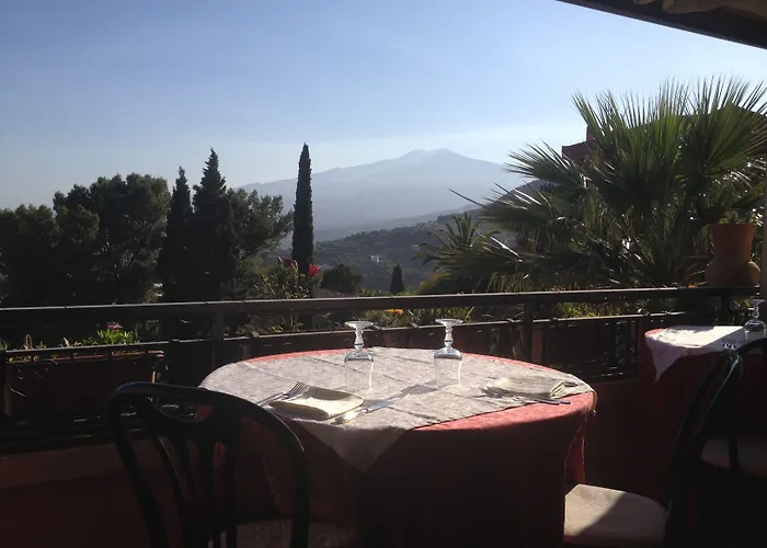 Villa Greta Hotel Rooms & Suites
