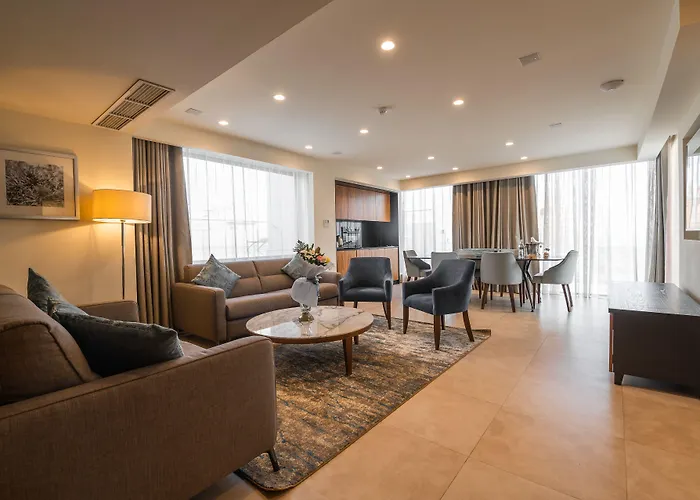 Maritim Antonine Hotel & Spa