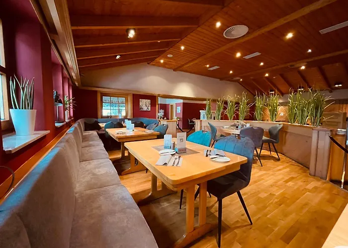 Maifeld Sport- Und Tagungshotel